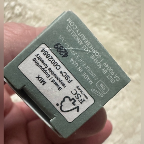 🆕 SOSHE Beauty Peptide Glow Hydrating Lip Treatment - BRÛLÉE - Picture 3 of 8